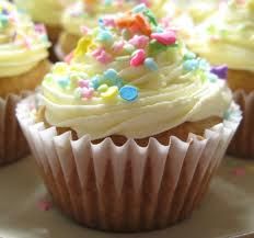 Cupcake de baunilha com buttercream