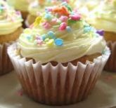 Cupcake de baunilha com buttercream